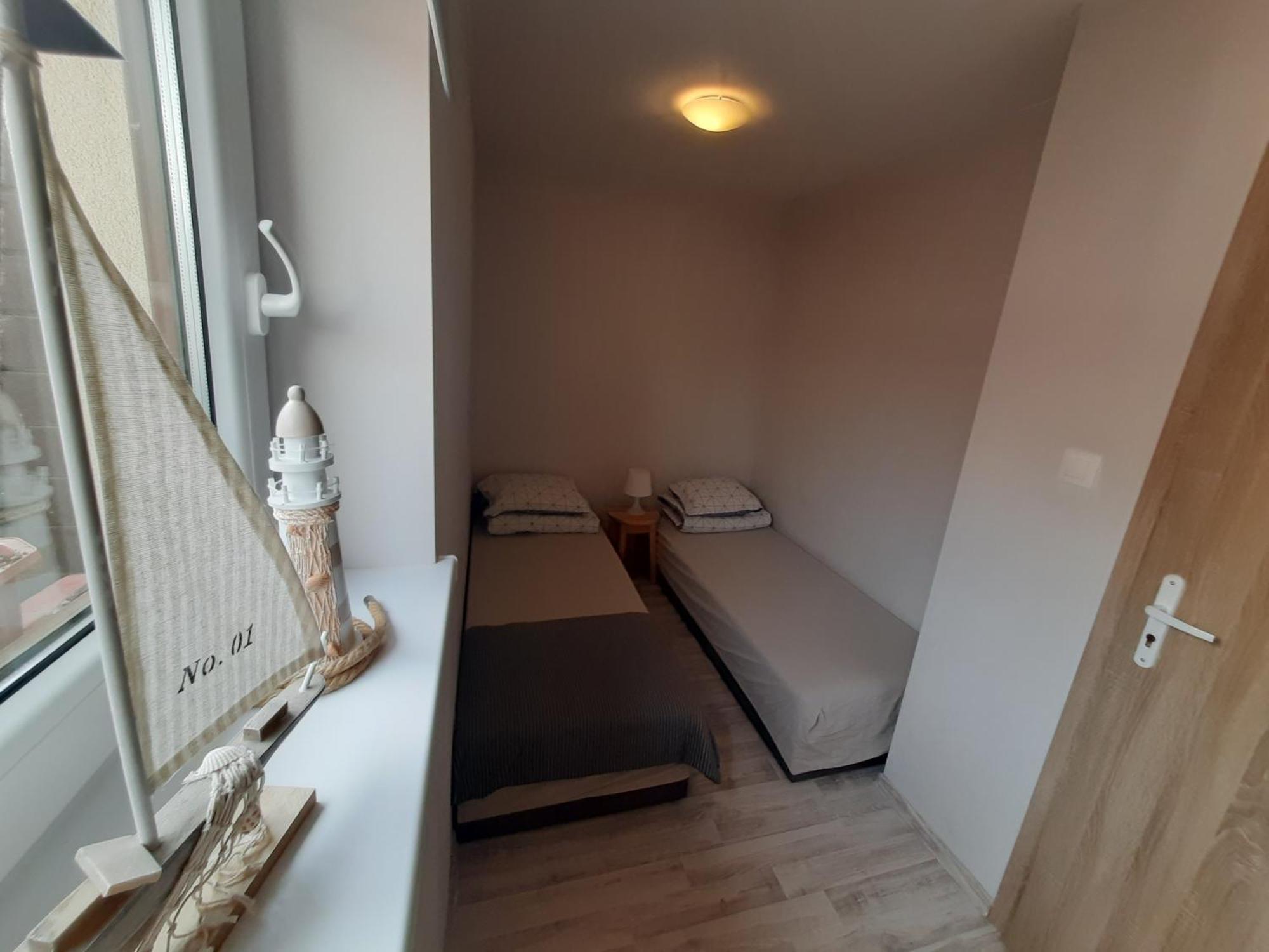 Apartamenty Obok Ruin トシェンサチ エクステリア 写真