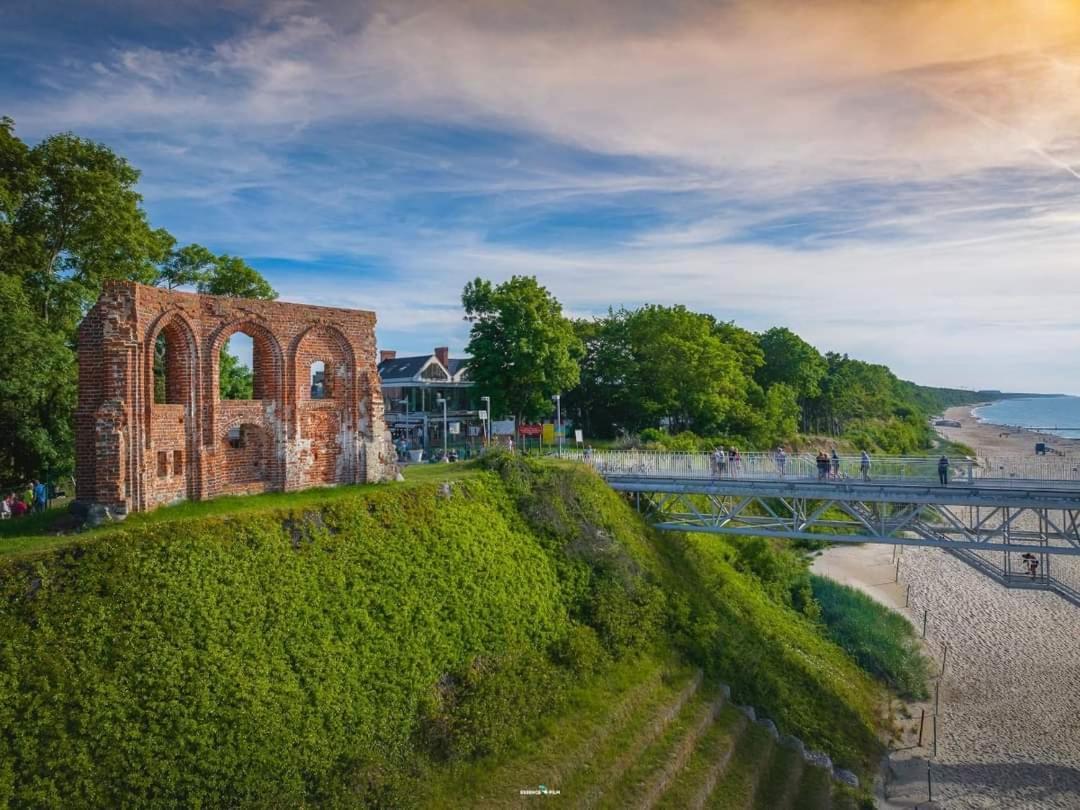 Apartamenty Obok Ruin トシェンサチ エクステリア 写真